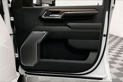 2024 Chevrolet Silverado 3500HD High Country Long Bed-Dually-4x4-Diesel-Sunroof
