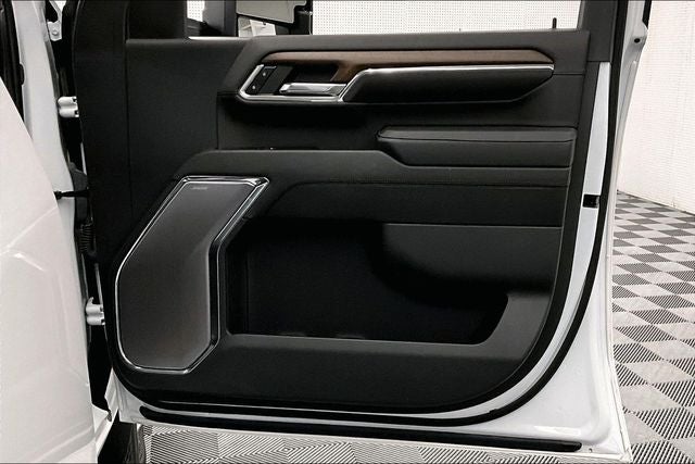 2024 Chevrolet Silverado 3500HD High Country Long Bed-Dually-4x4-Diesel-Sunroof