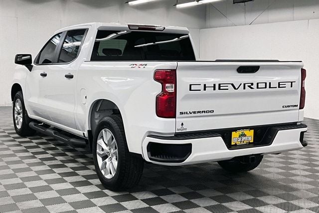 2024 Chevrolet Silverado 1500 Custom