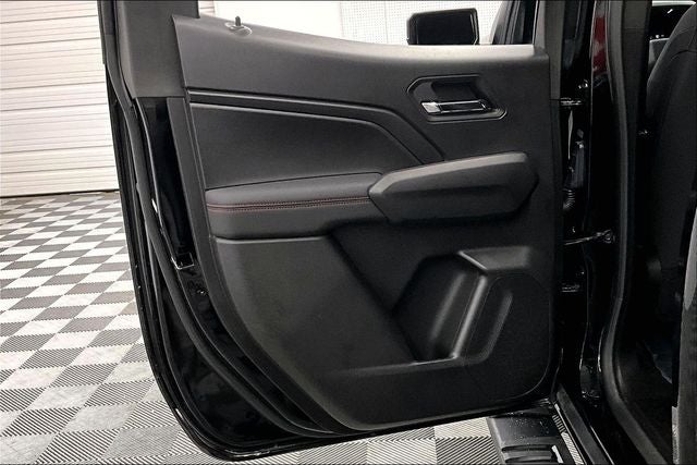 2023 Chevrolet Colorado Z71 4x4 - Trailer Pkg - Htd Seats - Remote Start