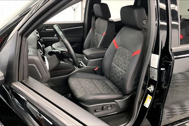 2023 Chevrolet Colorado Z71 4x4 - Trailer Pkg - Htd Seats - Remote Start