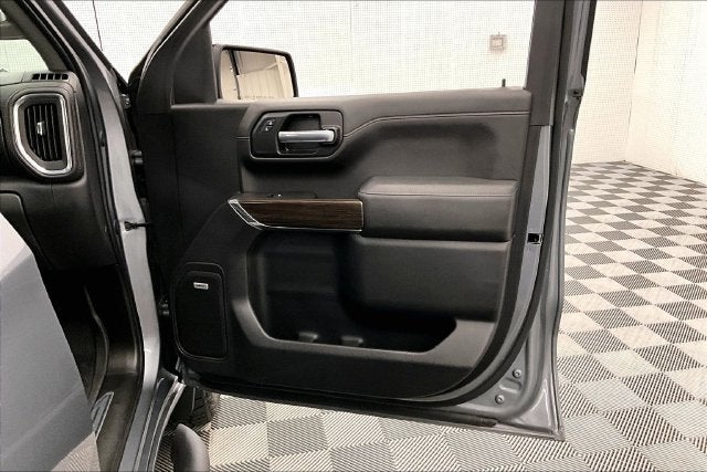 2021 Chevrolet Silverado 1500 LT Trail Boss 4X4-Sunroof-Heated Leather