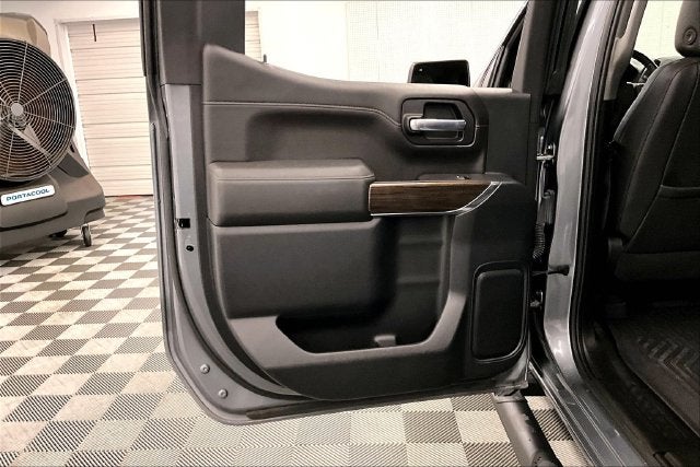 2021 Chevrolet Silverado 1500 LT Trail Boss 4X4-Sunroof-Heated Leather