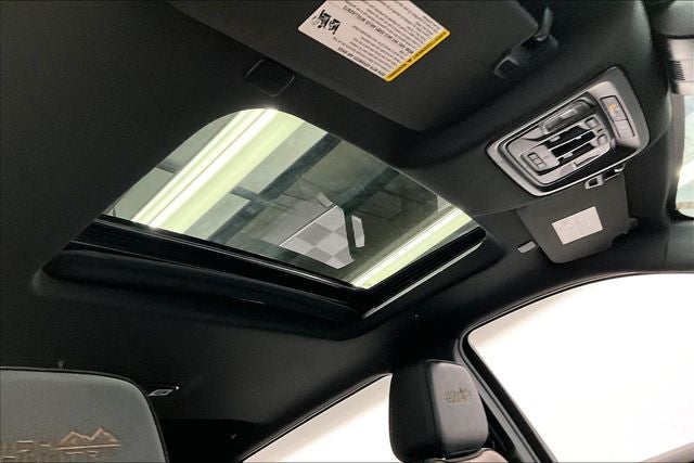 2024 Chevrolet Silverado 1500 High Country 4x4 - Diesel - Sunroof - Htd/Cooled Leather