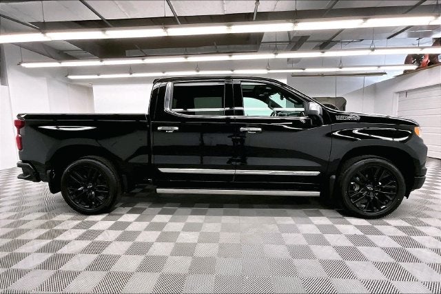 2023 Chevrolet Silverado 1500 High Country 4x4-Sunroof-Htd/Cooled Leather-22'' Wheels