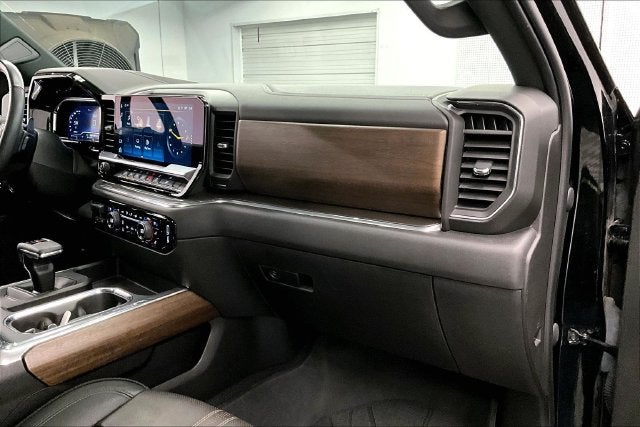 2023 Chevrolet Silverado 1500 High Country 4x4-Sunroof-Htd/Cooled Leather-22'' Wheels