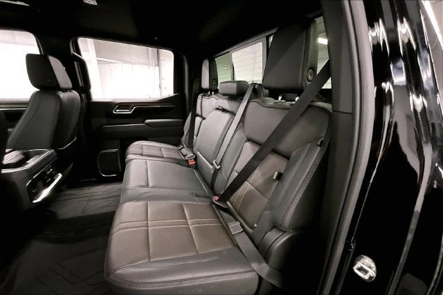 2023 Chevrolet Silverado 1500 High Country 4x4-Sunroof-Htd/Cooled Leather-22'' Wheels