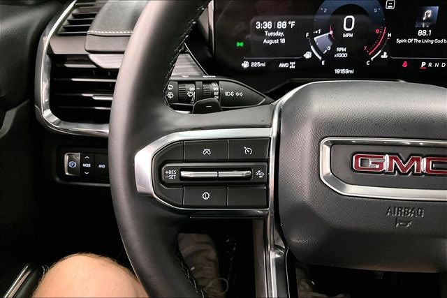 2025 GMC Acadia Elevation AWD - Black Edition - Pano Roof - 22'' Wheels