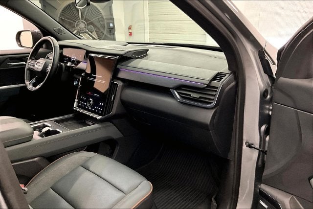 2024 GMC Acadia AT4 AWD-Heated Seats