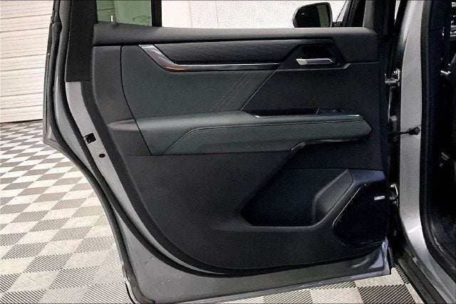 2024 GMC Acadia AT4 AWD-Heated Seats