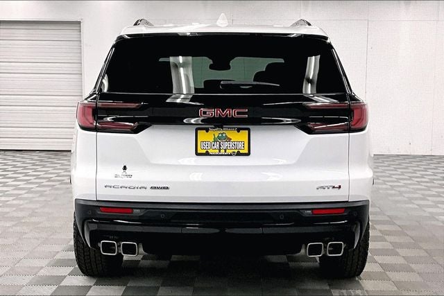 2025 GMC Acadia AT4
