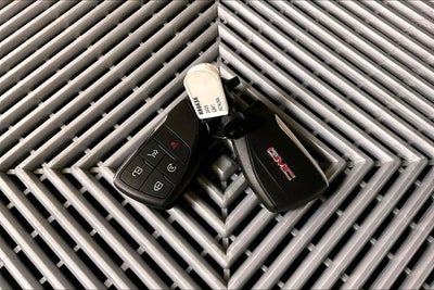 2025 GMC Acadia AT4 AWD - Adaptive Cruise - Blind Spot Detection