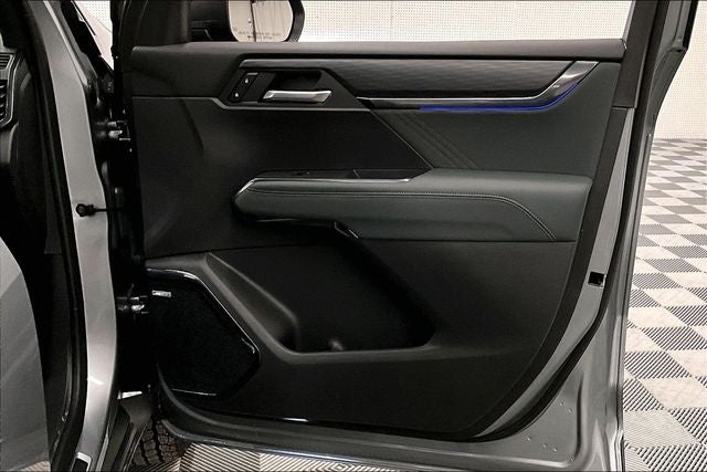 2025 GMC Acadia AT4 AWD - Adaptive Cruise - Blind Spot Detection