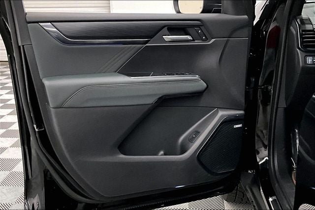 2025 GMC Acadia AT4 AWD - Adaptive Cruise - Htd Seats - Remote Start