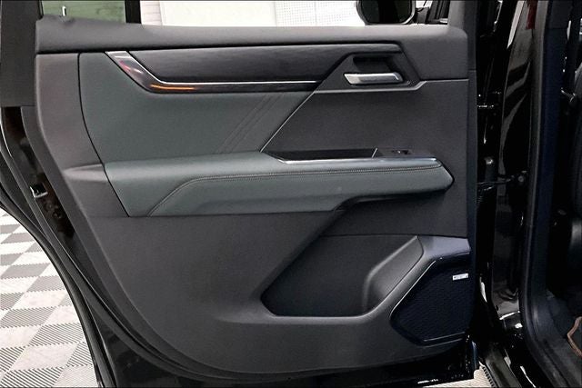 2025 GMC Acadia AT4 AWD - Adaptive Cruise - Htd Seats - Remote Start