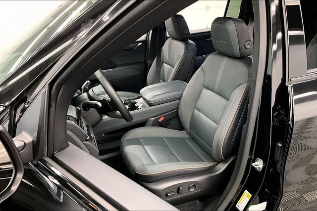 2025 GMC Acadia AT4 AWD - Adaptive Cruise - Htd Seats - Remote Start