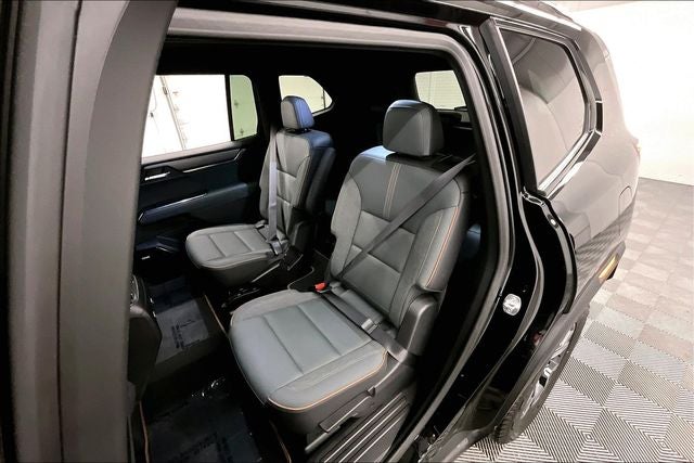 2025 GMC Acadia AT4 AWD - Adaptive Cruise - Htd Seats - Remote Start