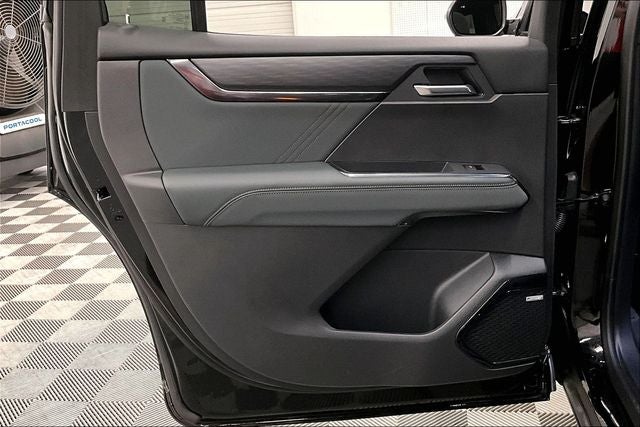 2025 GMC Acadia AT4 AWD - Pano Roof - Htd/Cooled Seats