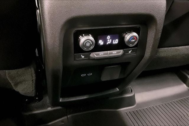 2025 GMC Acadia AT4 AWD - Pano Roof - Htd/Cooled Seats