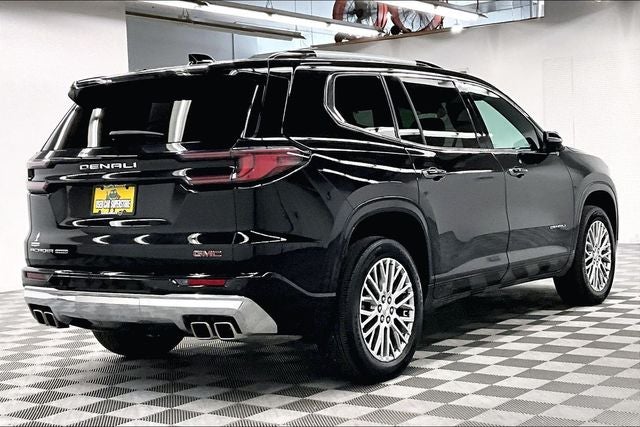 2024 GMC Acadia Denali