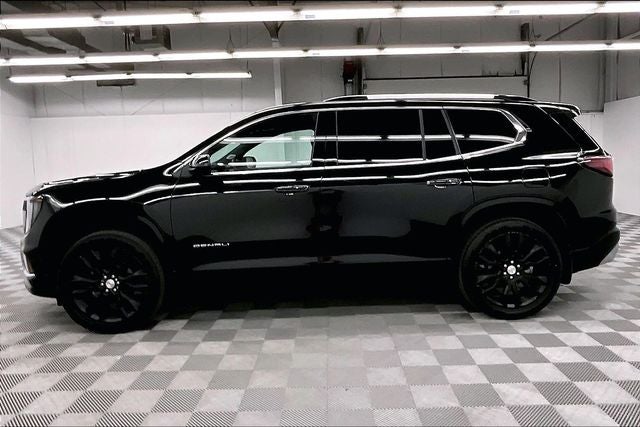 2025 GMC Acadia Denali
