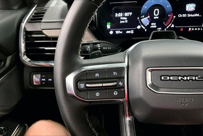 2025 GMC Acadia Denali