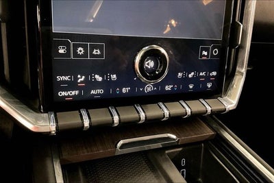 2025 GMC Acadia Denali