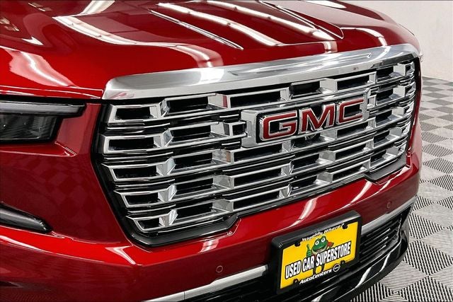 2025 GMC Acadia Denali