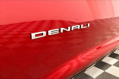 2025 GMC Acadia Denali