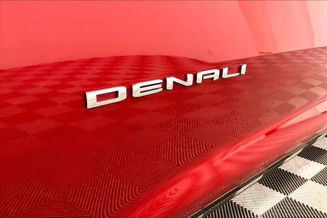 2025 GMC Acadia Denali