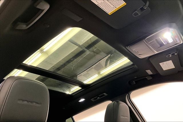 2025 GMC Acadia Denali AWD - Reserve Pkg - Super Cruise Pkg