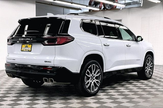2026 GMC Acadia Denali Ultimate AWD-Panoramic Roof-Heated/Cooled Seats