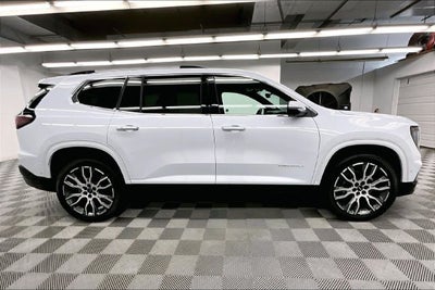2026 GMC Acadia Denali Ultimate AWD-Panoramic Roof-Heated/Cooled Seats