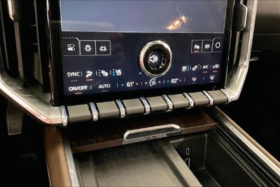 2026 GMC Acadia Denali Ultimate AWD-Panoramic Roof-Heated/Cooled Seats