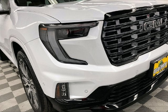 2026 GMC Acadia Denali Ultimate AWD-Panoramic Roof-Heated/Cooled Seats