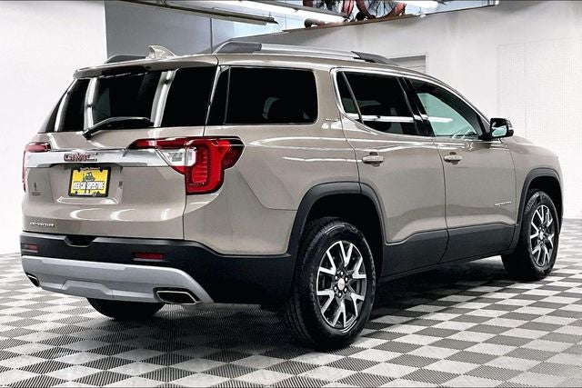 2023 GMC Acadia SLE Htd Seats - Blind Spot Detection - Remote Start