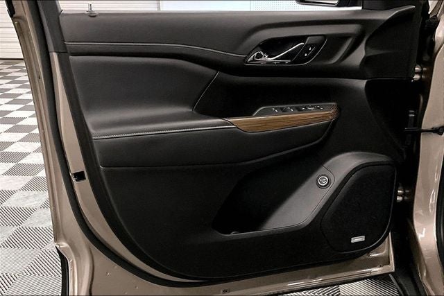 2023 GMC Acadia SLE Htd Seats - Blind Spot Detection - Remote Start