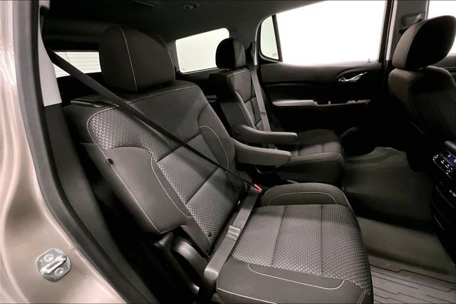 2023 GMC Acadia SLE Htd Seats - Blind Spot Detection - Remote Start