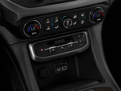 2020 GMC Acadia AT4 AWD-Sunroof-Heated Seats