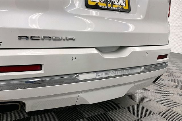 2023 GMC Acadia Denali Ultimate Pkg - Dual Moonroof - Adaptive Cruise