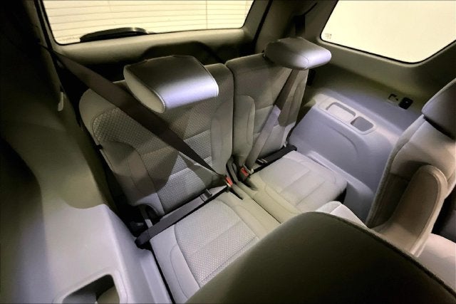 2022 GMC Acadia SLE AWD-Htd Seats-Remote Start-Blind Spot Monitor