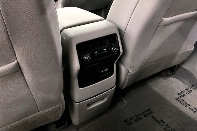 2022 GMC Acadia SLE AWD-Htd Seats-Remote Start-Blind Spot Monitor