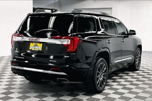 2023 GMC Acadia Denali