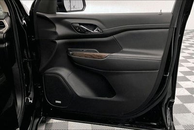 2022 GMC Acadia Denali