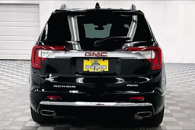 2022 GMC Acadia Denali