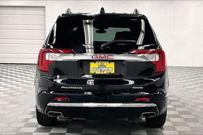 2023 GMC Acadia Denali