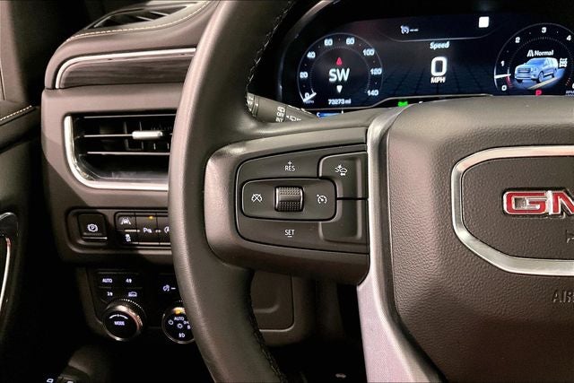 2023 GMC Yukon SLT 4x4-Pano Roof-Htd/Cooled Leather-20'' Wheels