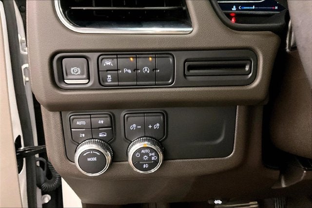 2023 GMC Yukon SLT 4x4-Pano Roof-Htd/Cooled Leather-20'' Wheels