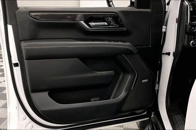 2025 GMC Yukon Elevation