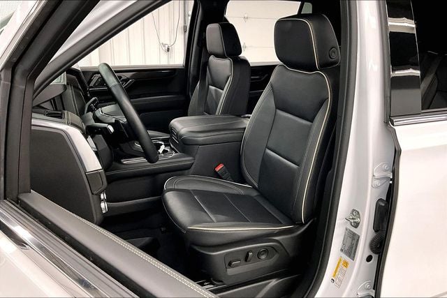 2025 GMC Yukon Elevation